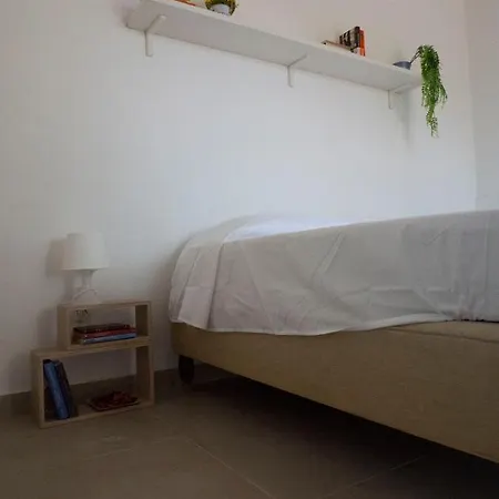 Ciuriddi Apartment
